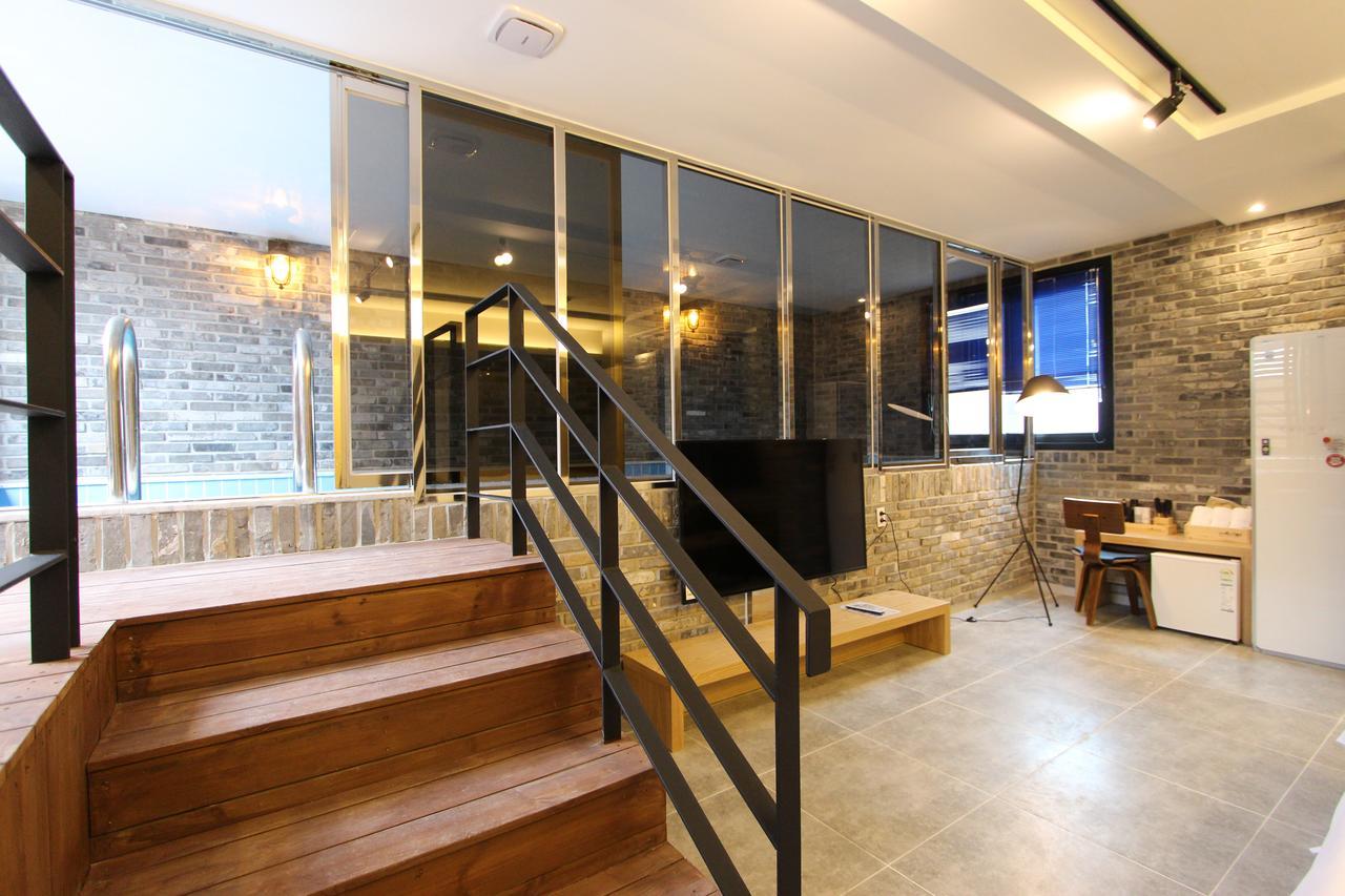 Instar Tourist Hotel Daegu Exterior photo