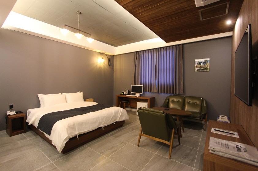 Instar Tourist Hotel Daegu Exterior photo