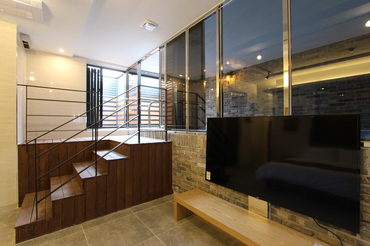 Instar Tourist Hotel Daegu Exterior photo