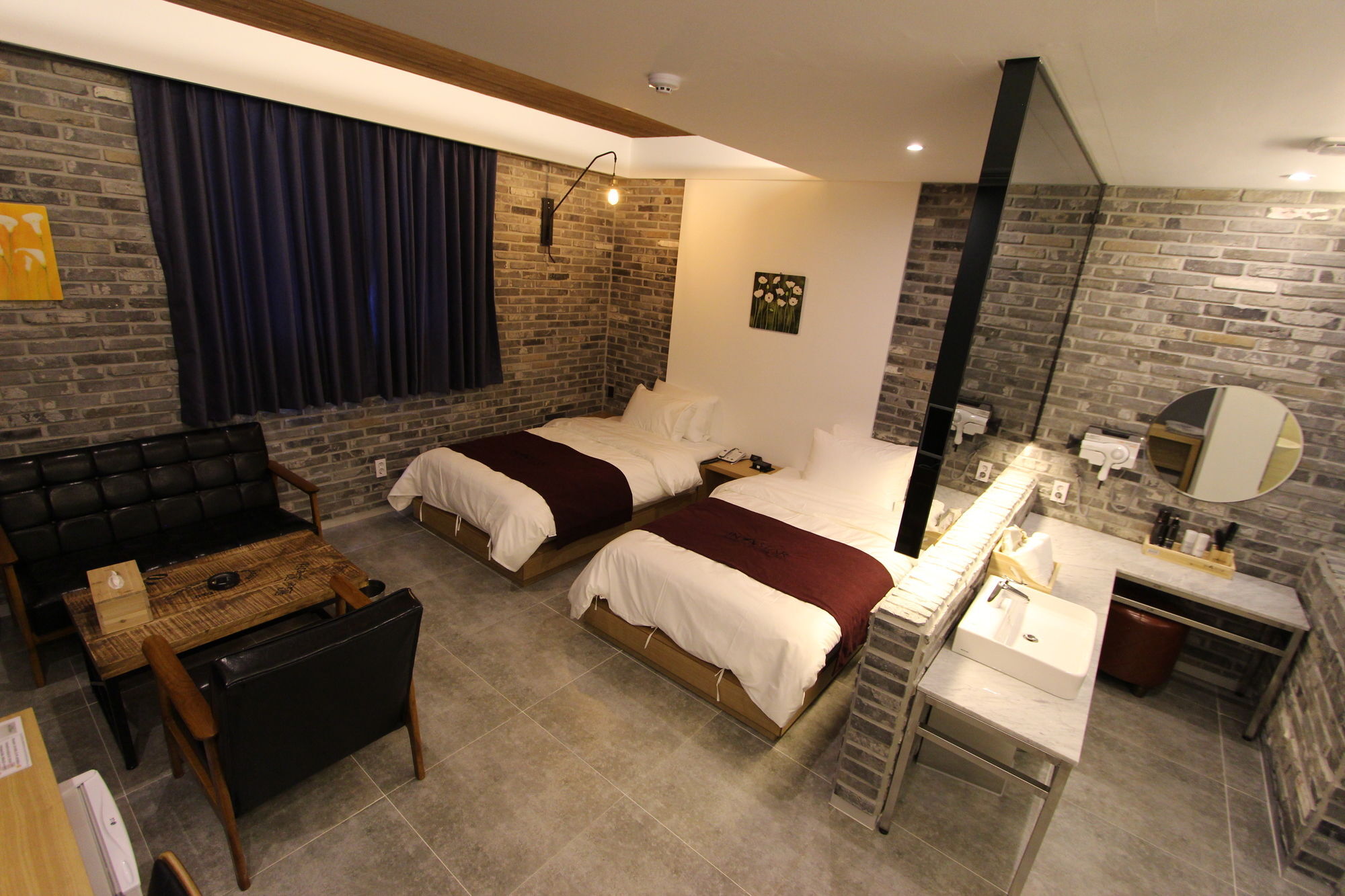 Instar Tourist Hotel Daegu Exterior photo